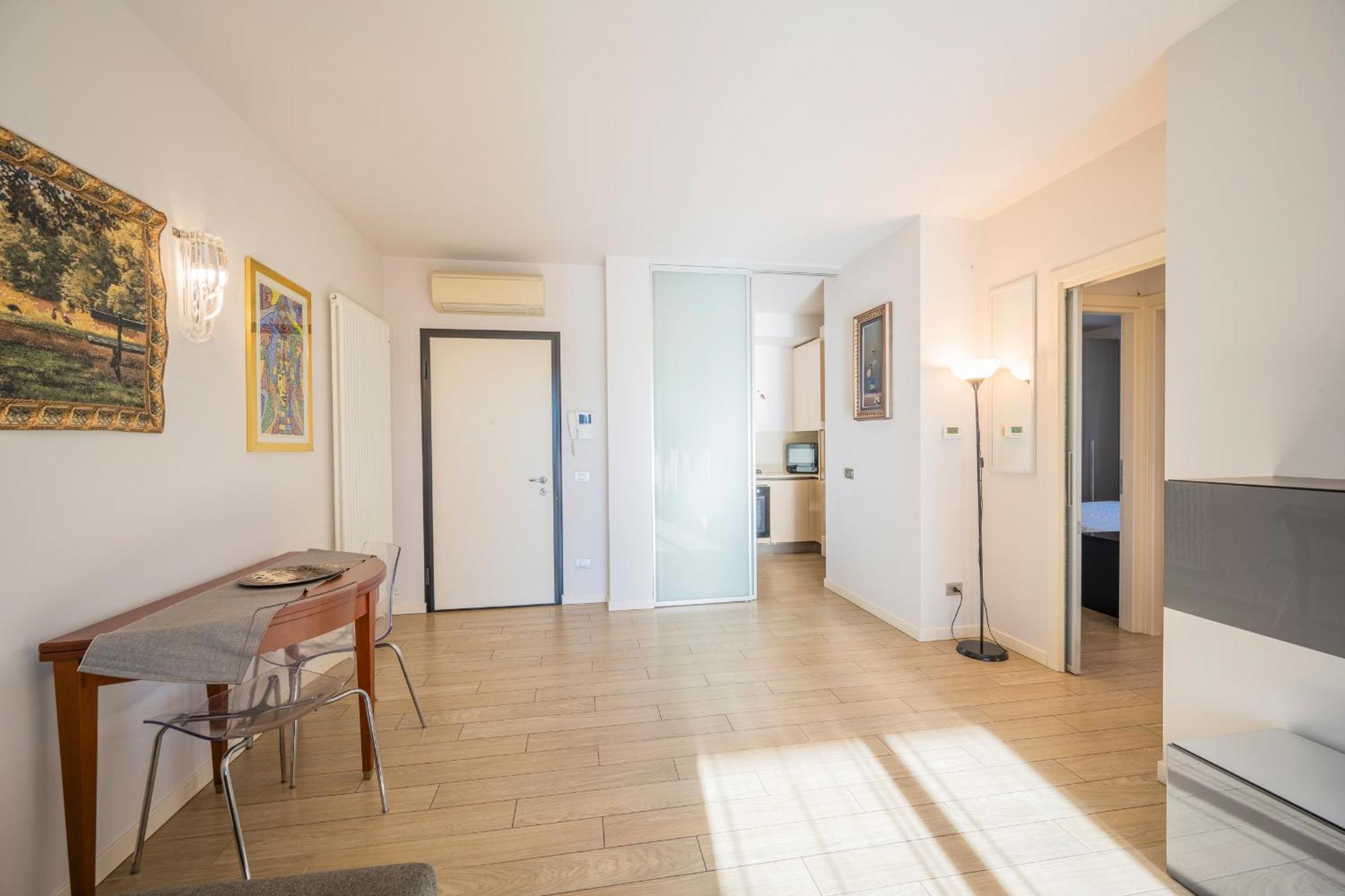 Balbi8 Apartment Парма Екстериор снимка